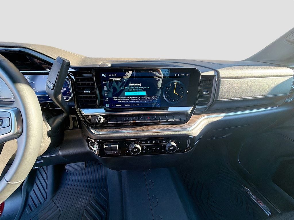 2024 Chevrolet Silverado 1500 4WD Crew Cab Short Bed RST