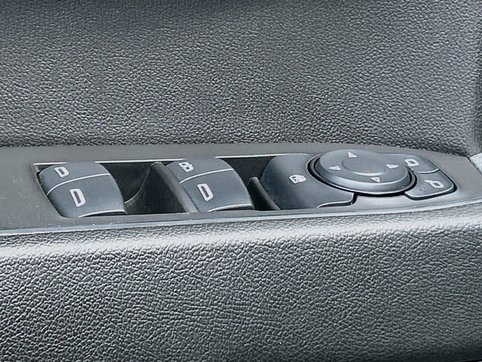 2025 Chevrolet Silverado 1500 4WD Crew Cab Standard Bed LT