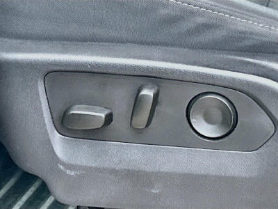 2025 Chevrolet Silverado 1500 4WD Crew Cab Standard Bed LT
