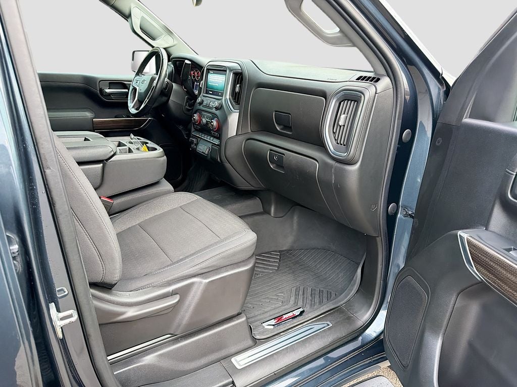 2021 Chevrolet Silverado 1500 4WD Crew Cab Short Bed RST