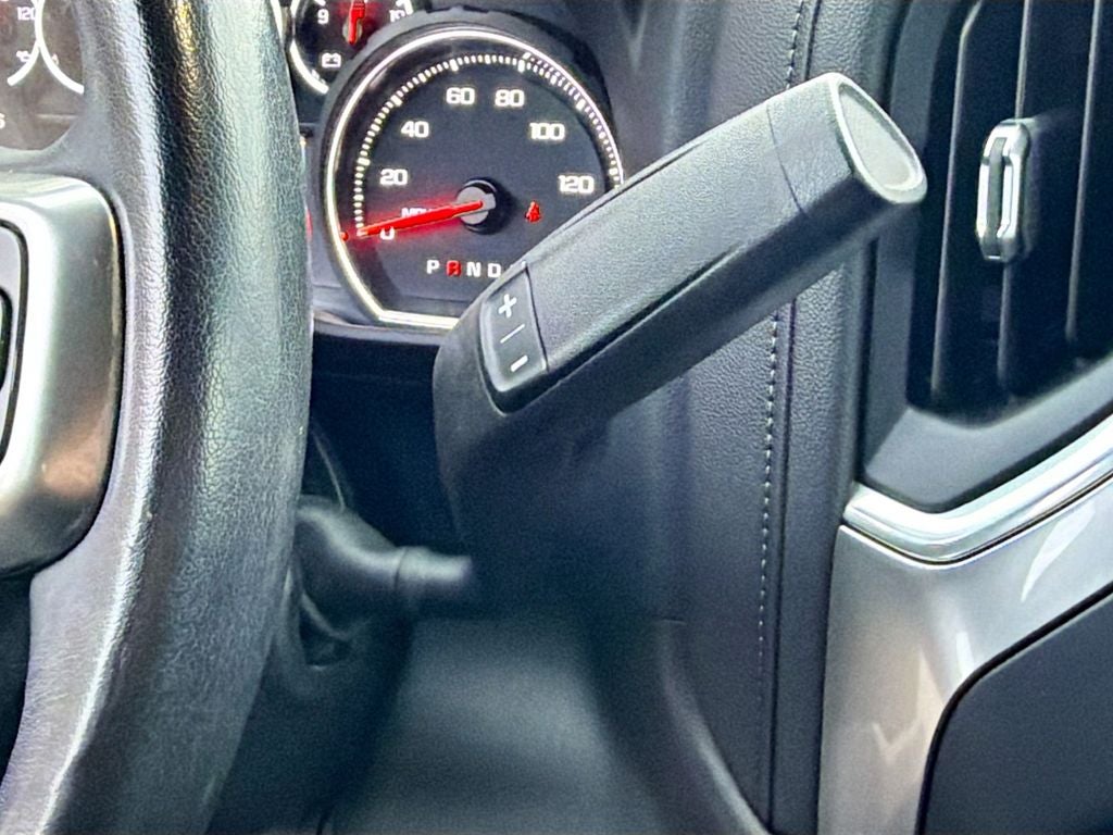 2021 Chevrolet Silverado 1500 4WD Crew Cab Short Bed RST