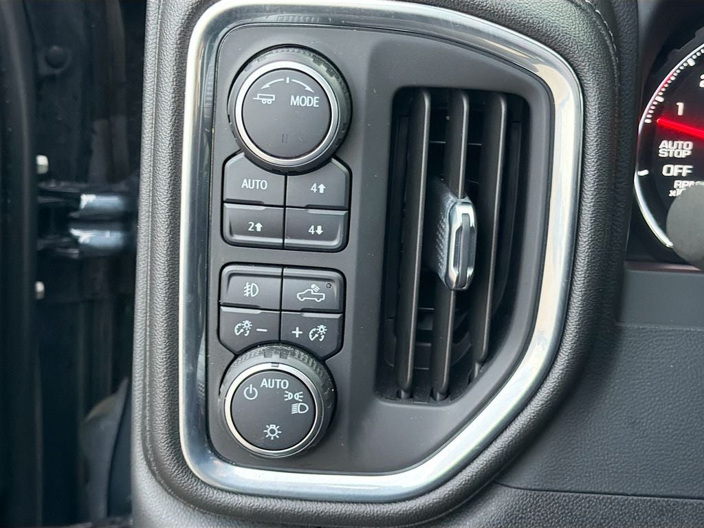 2021 Chevrolet Silverado 1500 4WD Crew Cab Short Bed RST