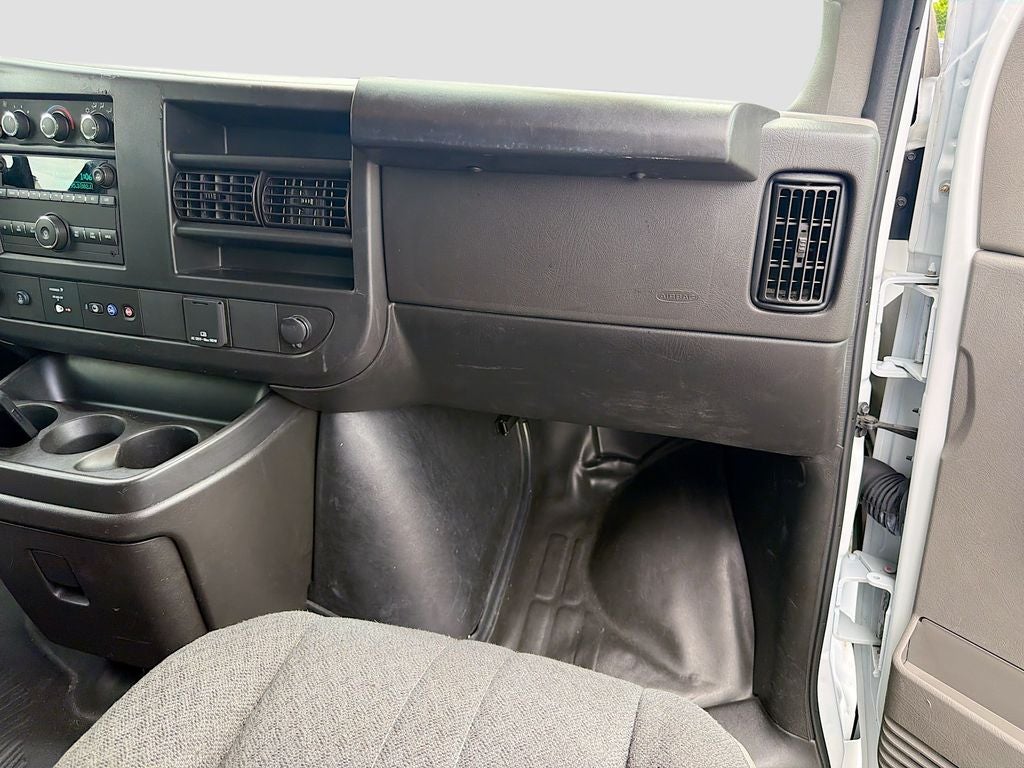 2024 Chevrolet Express Cargo RWD 2500 Regular Wheelbase WT