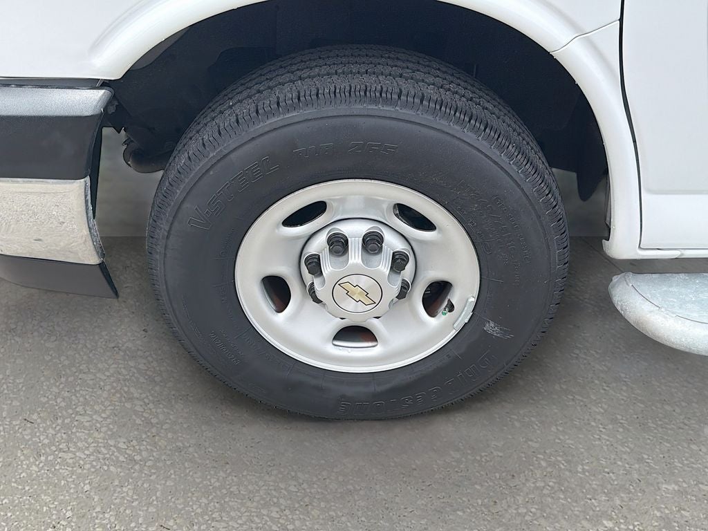 2024 Chevrolet Express Cargo RWD 2500 Regular Wheelbase WT