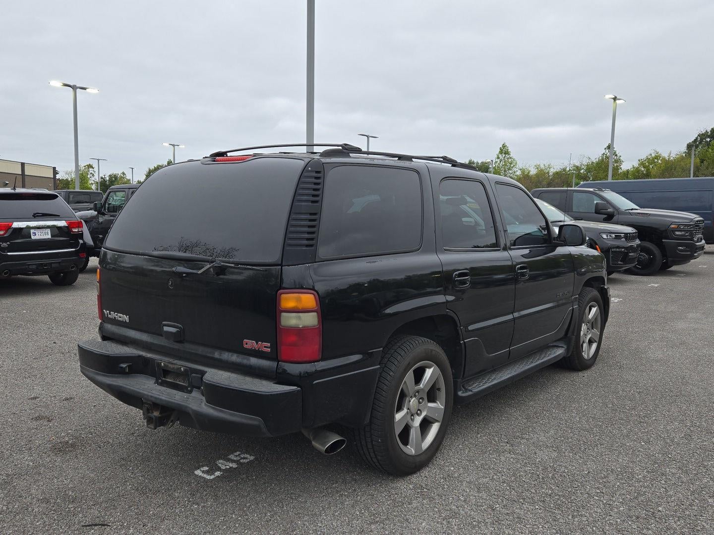 2002 GMC Yukon Denali