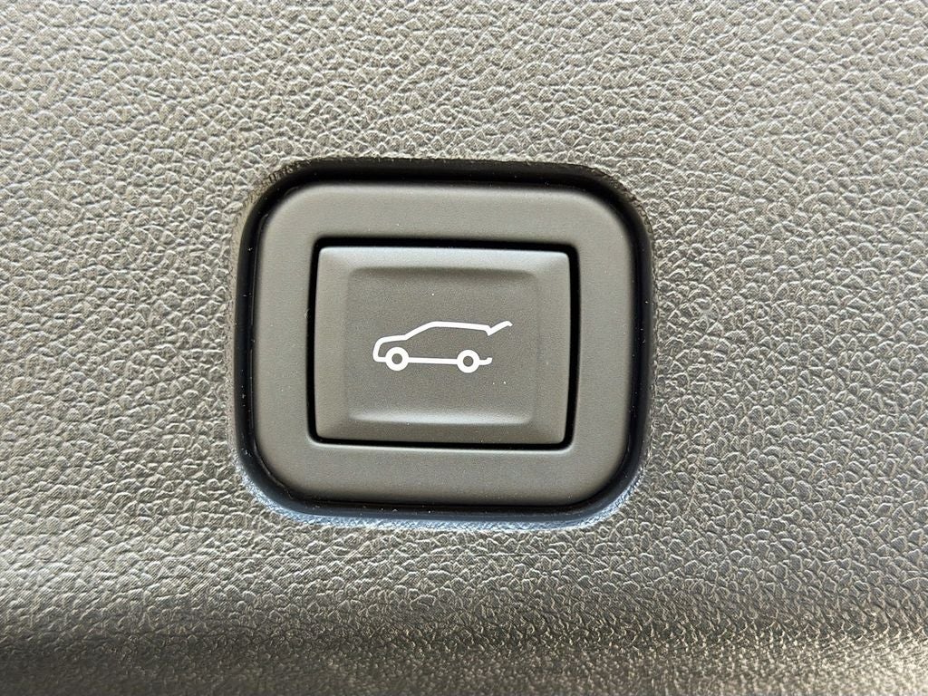 2024 GMC Acadia FWD Elevation