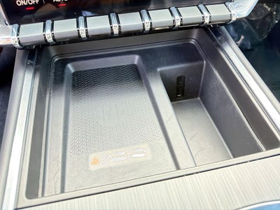 2024 GMC Acadia FWD Elevation