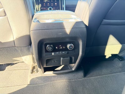 2024 GMC Acadia AWD Elevation