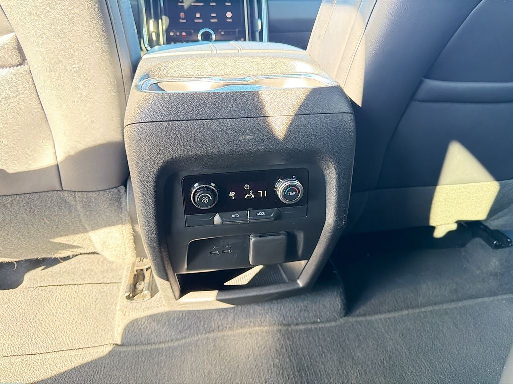 2024 GMC Acadia AWD Elevation