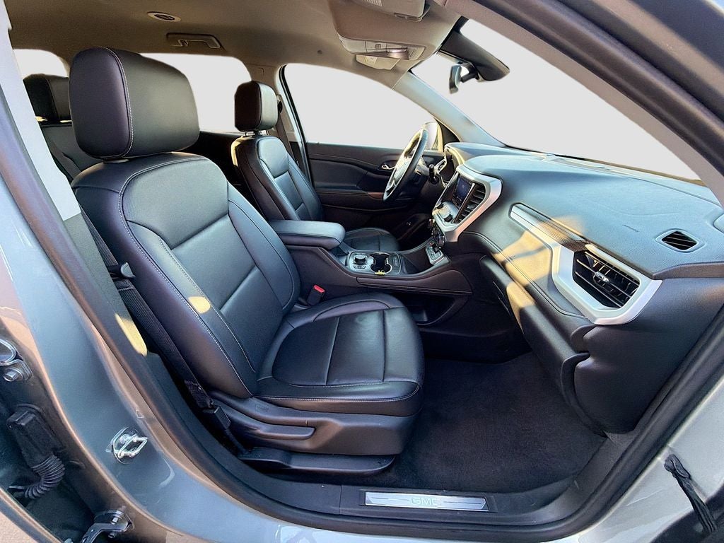 2023 GMC Acadia FWD SLT