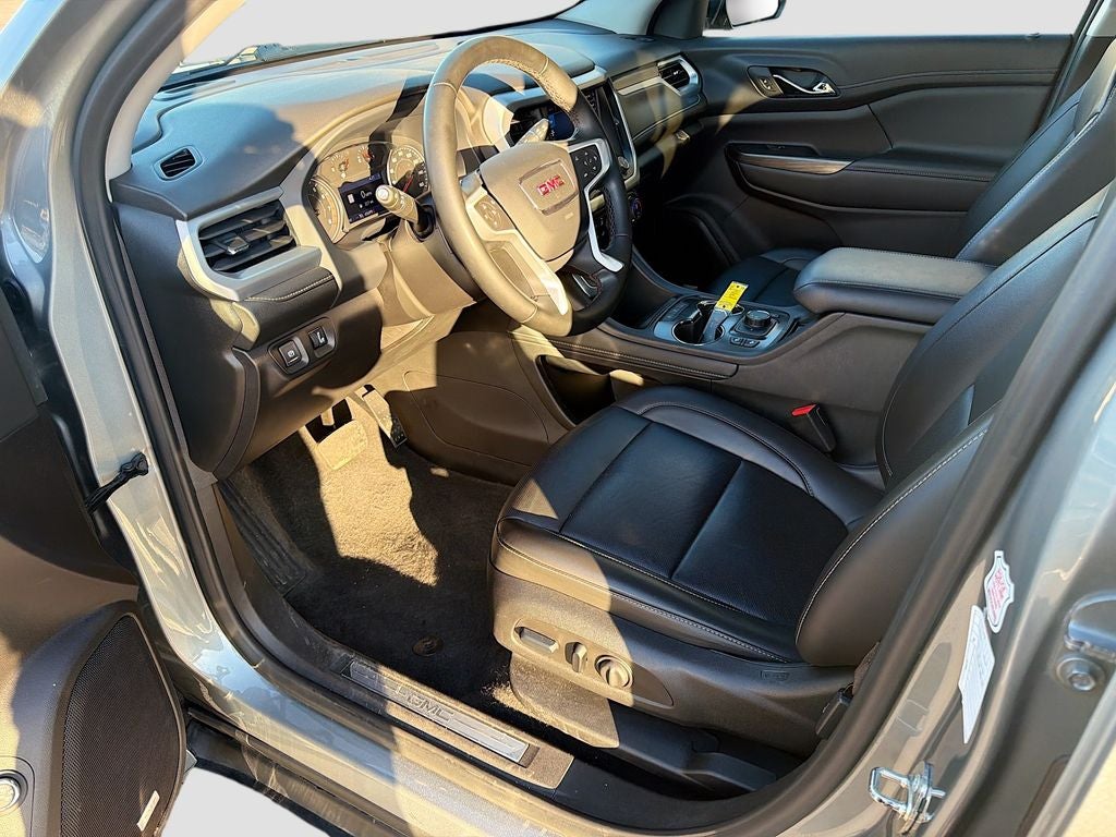 2023 GMC Acadia FWD SLT