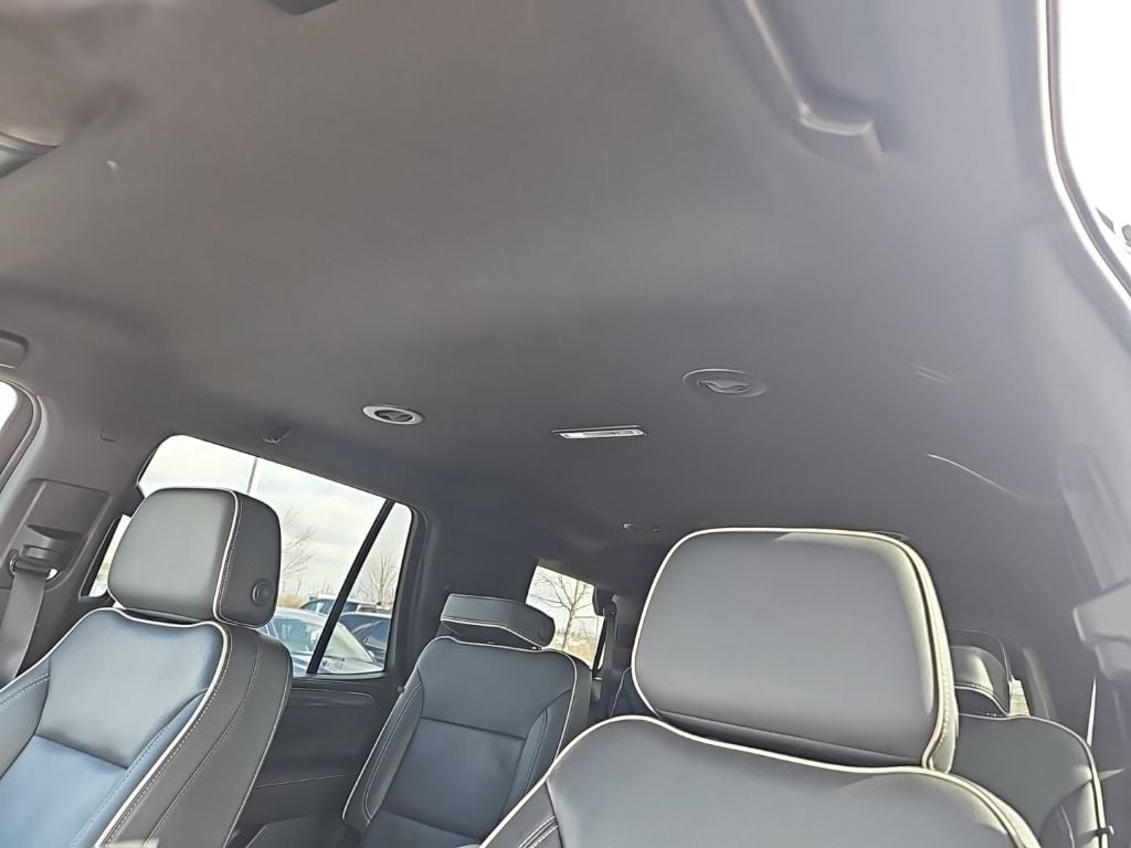 2024 GMC Yukon 4WD SLT