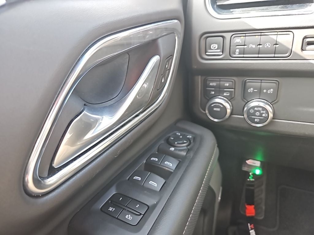 2024 GMC Yukon 4WD SLT