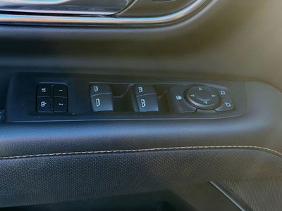 2024 GMC Yukon 4WD SLT