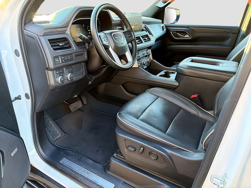 2024 GMC Yukon 4WD SLT