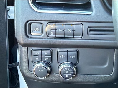 2024 GMC Yukon 4WD SLT