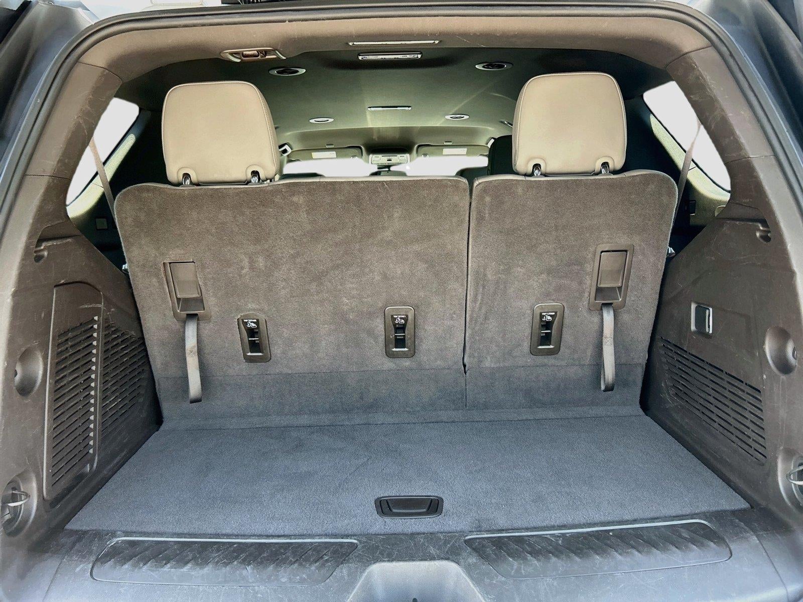 2024 GMC Yukon 4WD SLT