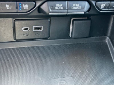 2024 GMC Yukon 4WD SLT