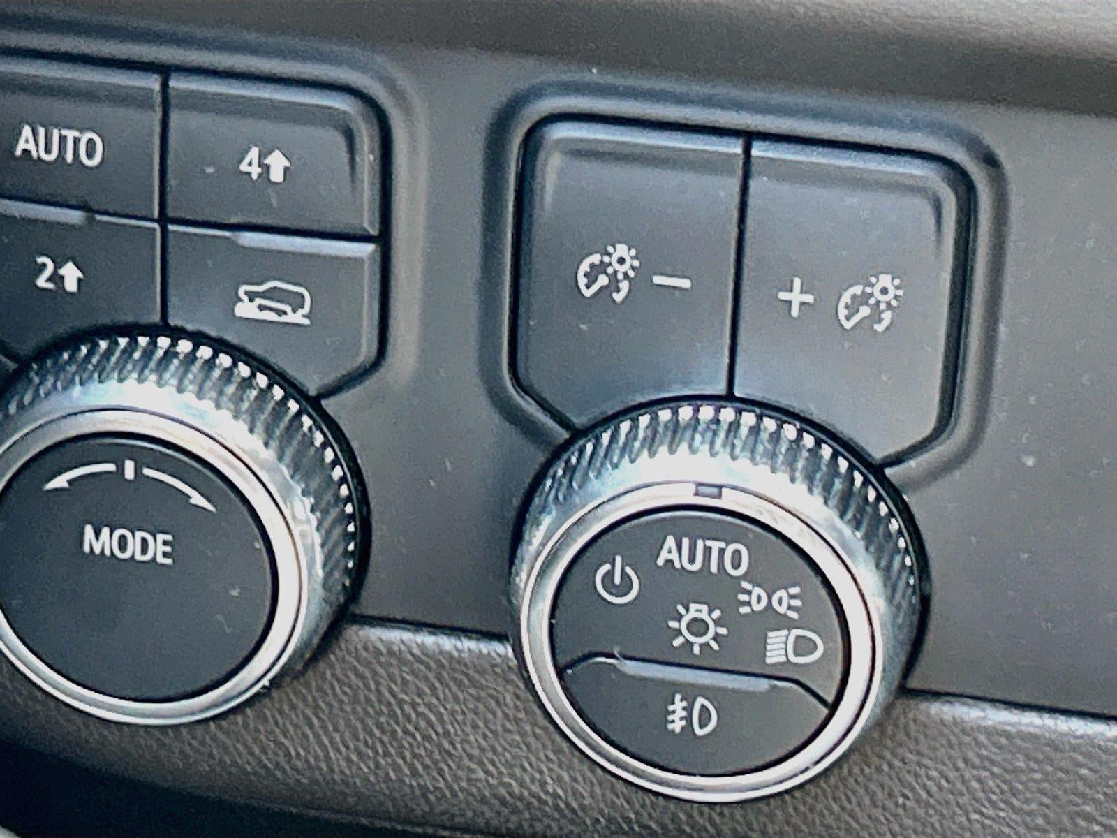 2024 GMC Yukon 4WD SLT