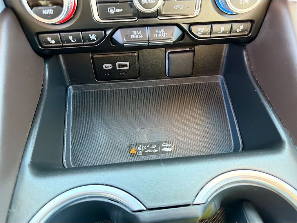 2024 GMC Yukon 4WD SLT