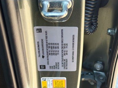 2024 GMC Yukon 4WD SLT