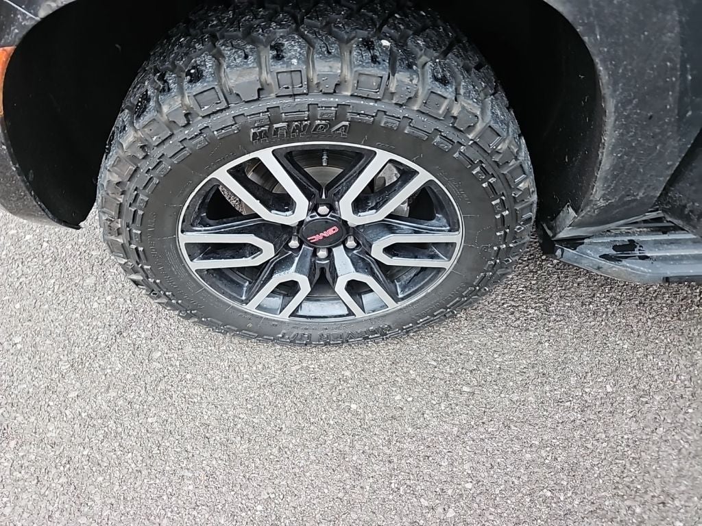 2021 GMC Yukon 4WD AT4