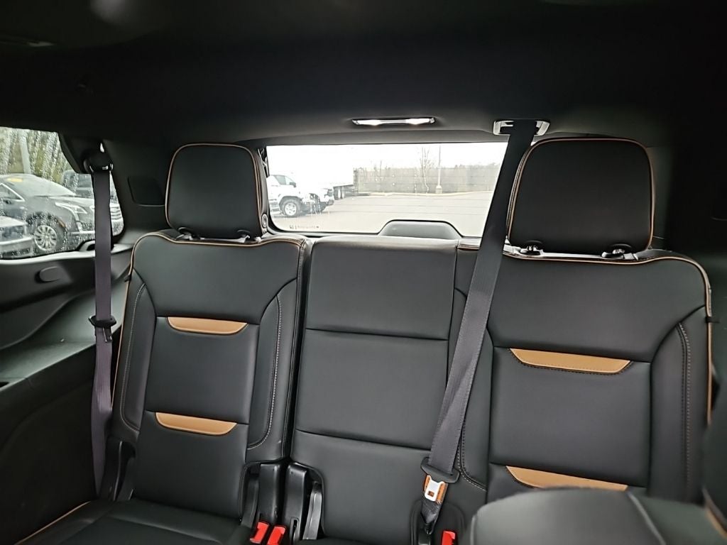 2021 GMC Yukon 4WD AT4