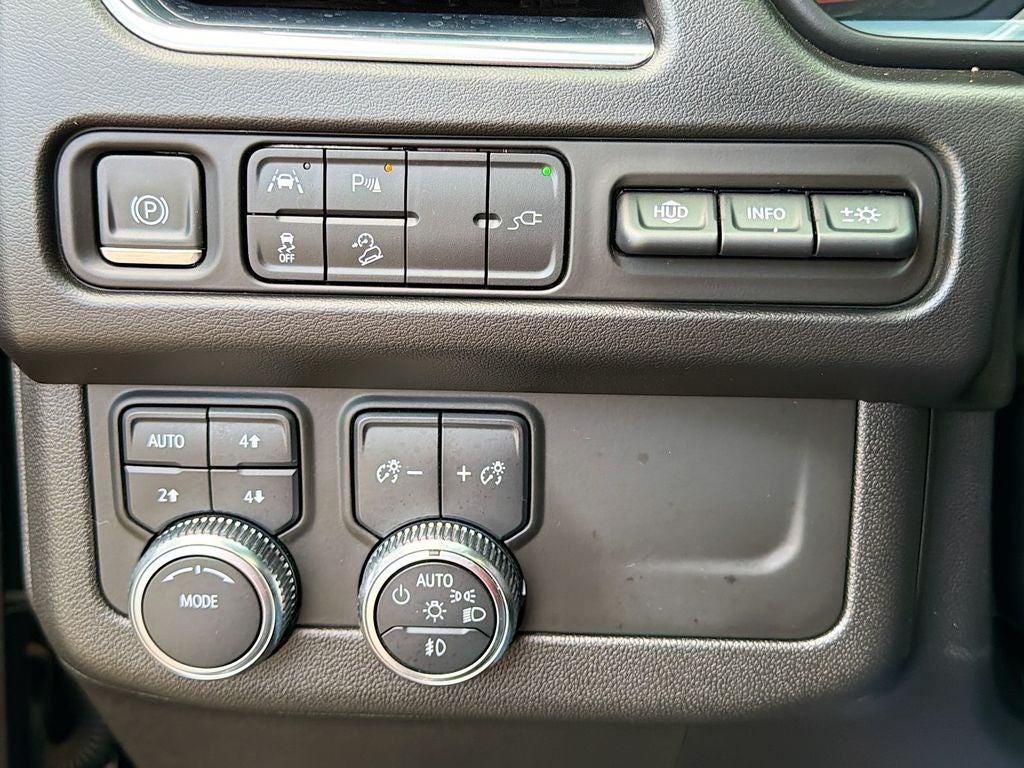 2021 GMC Yukon 4WD AT4