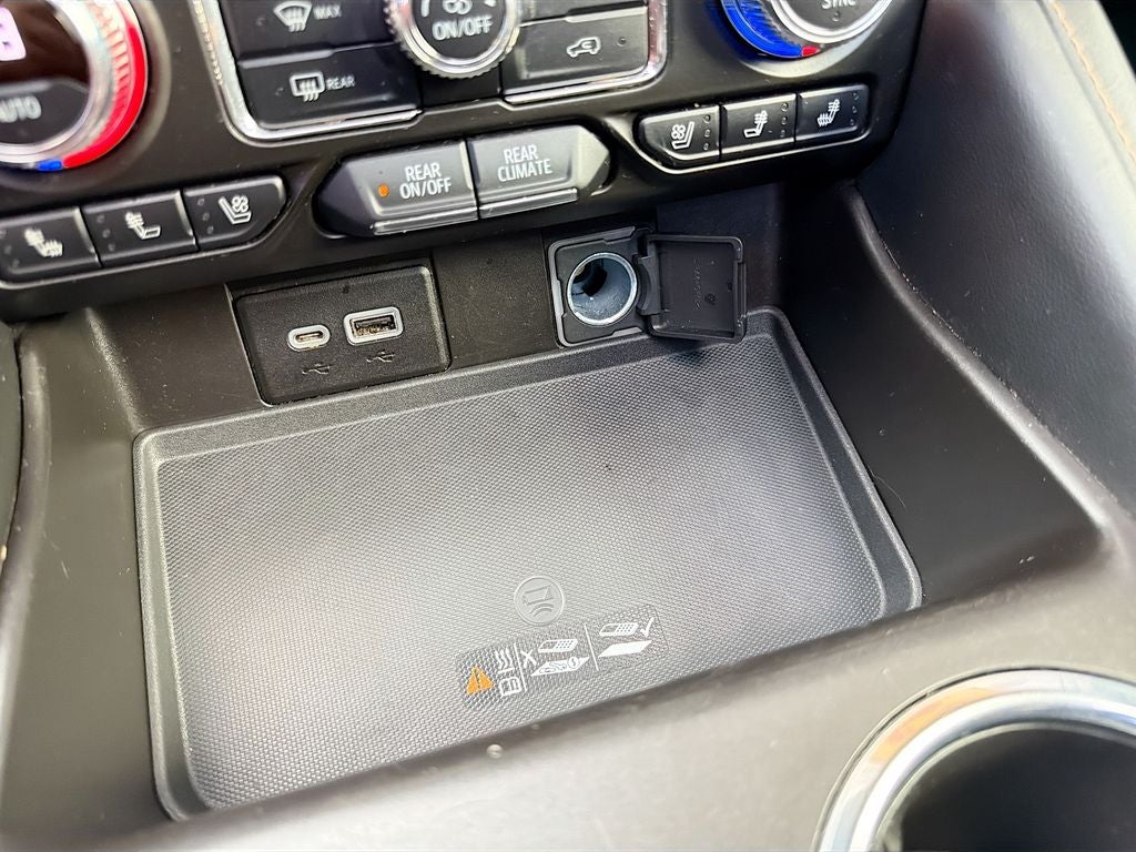 2021 GMC Yukon 4WD AT4