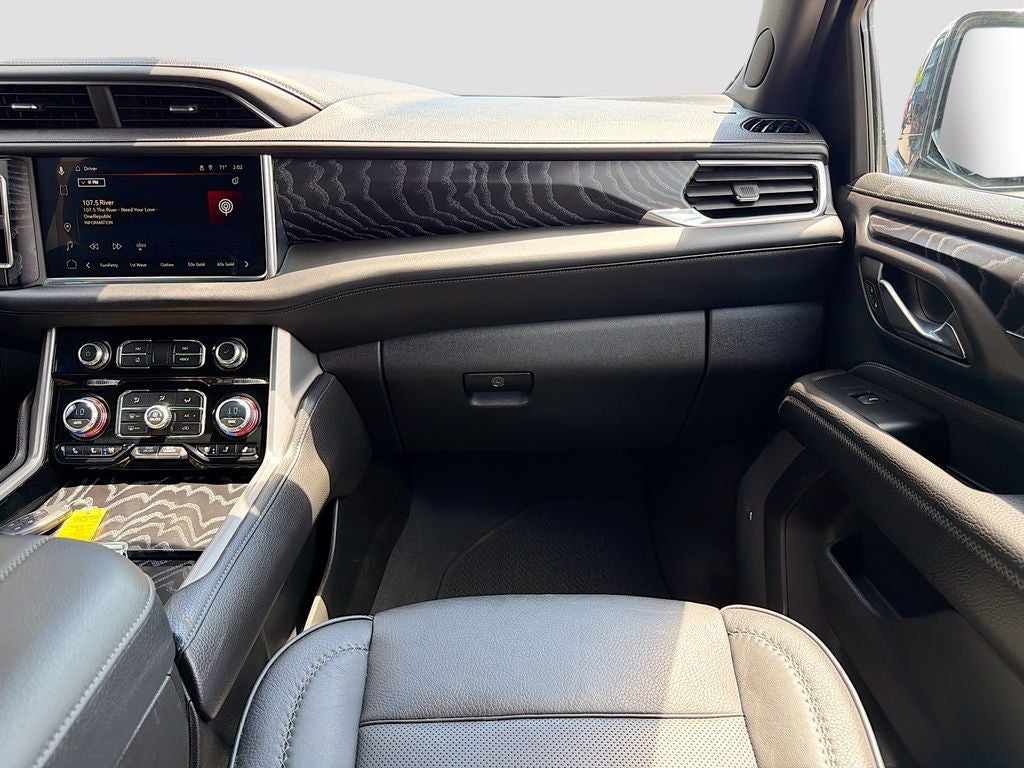 2023 GMC Yukon 4WD Denali