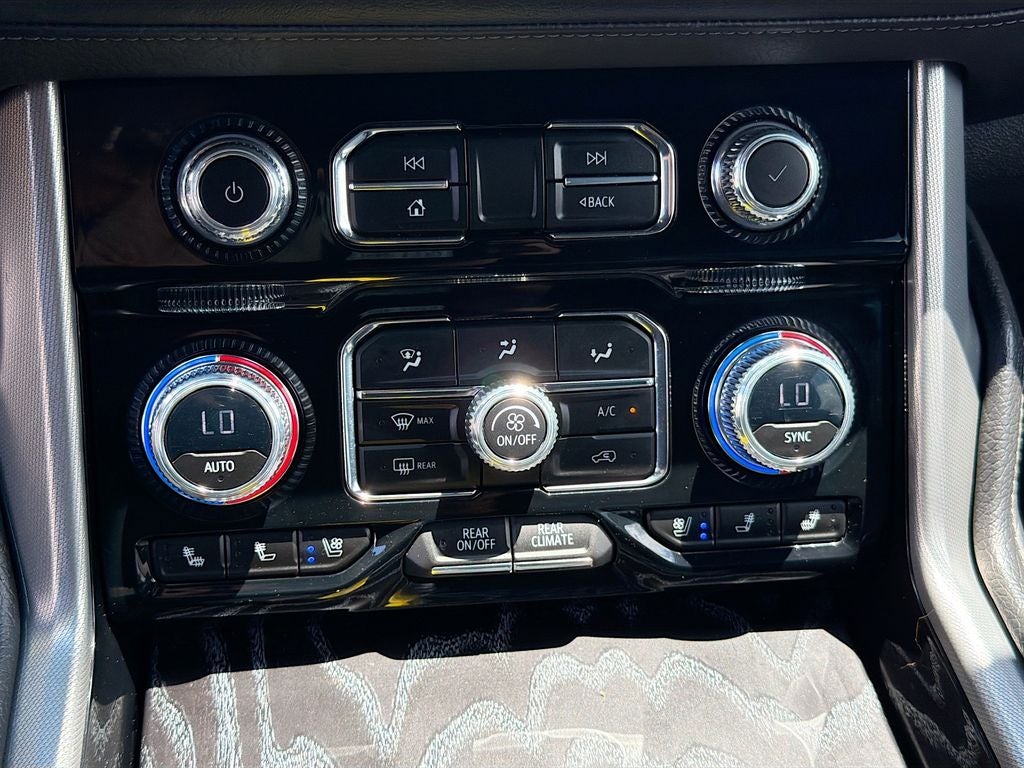 2023 GMC Yukon 4WD Denali