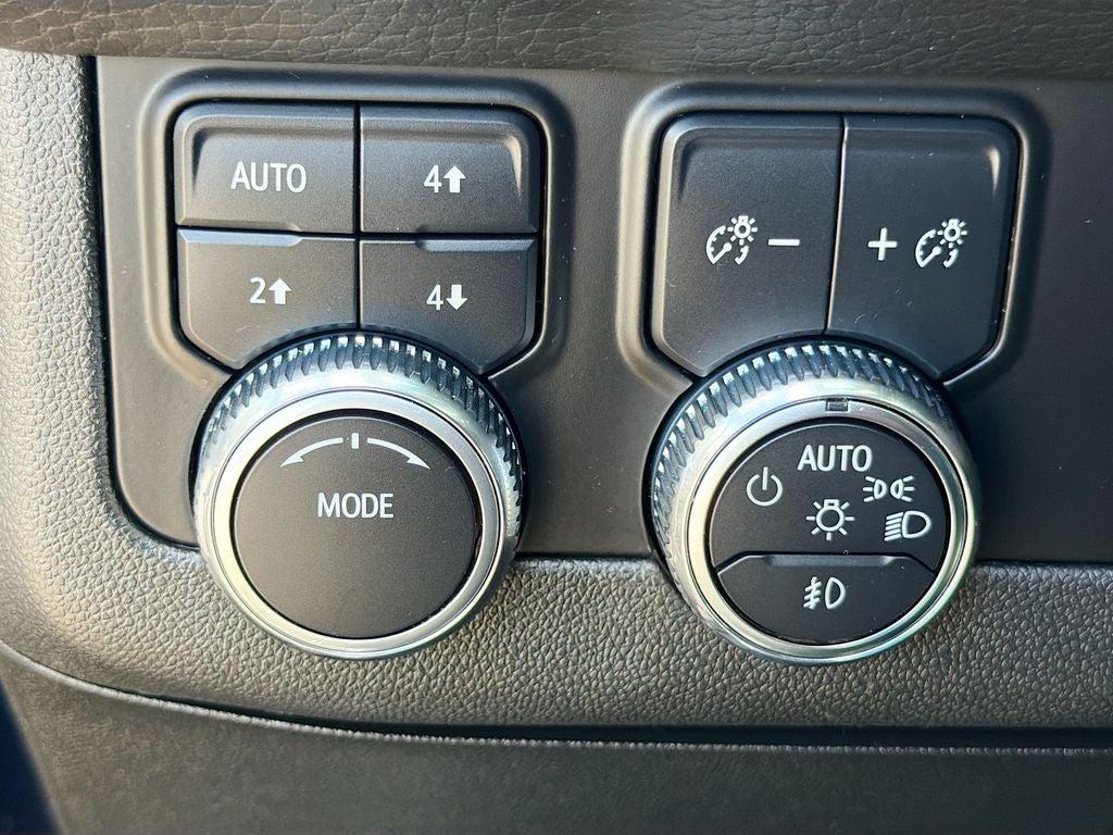 2023 GMC Yukon 4WD Denali