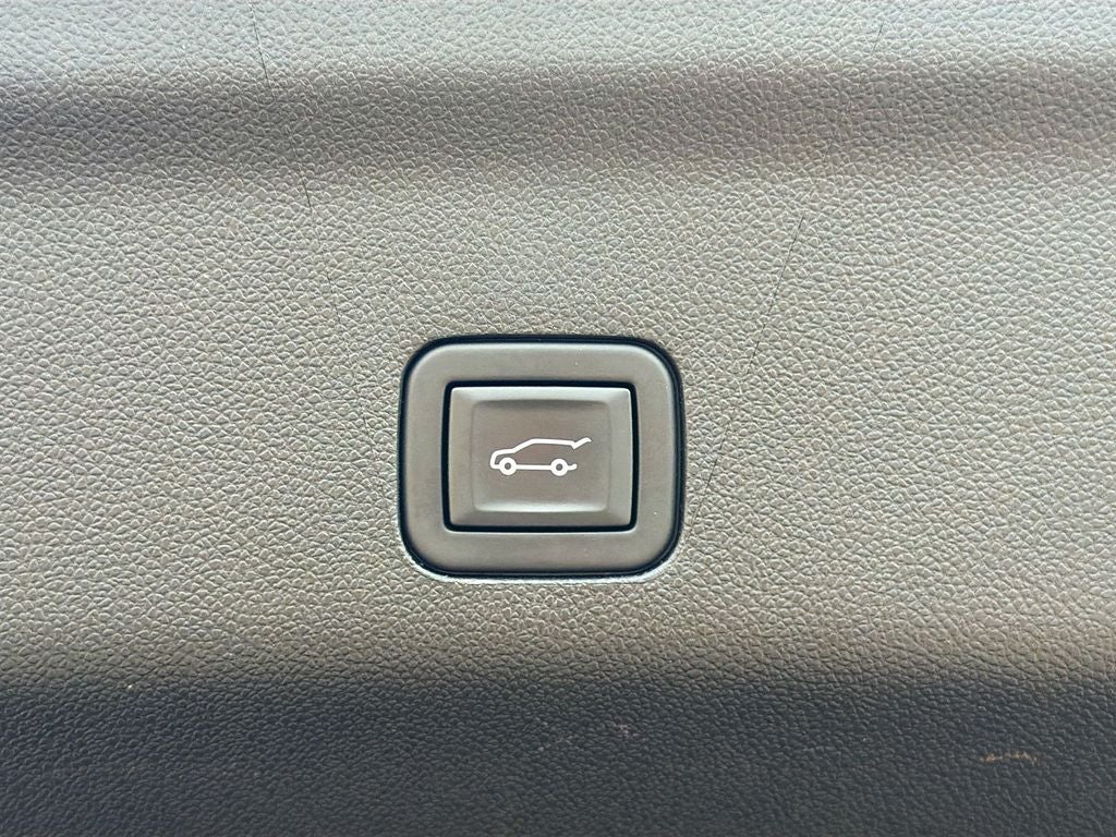 2024 GMC Yukon 4WD Denali