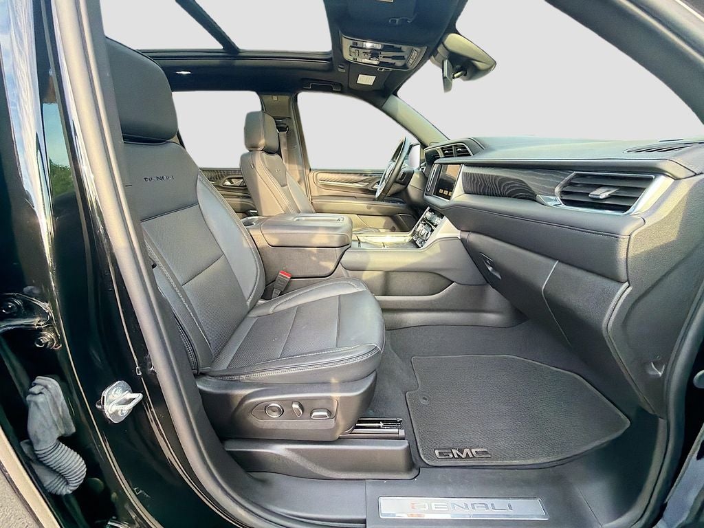 2024 GMC Yukon 4WD Denali
