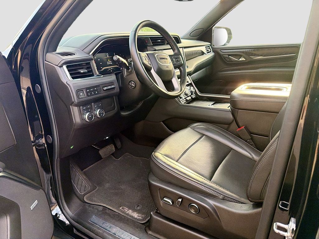 2024 GMC Yukon 4WD Denali