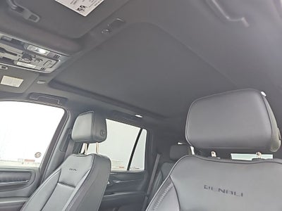 2023 GMC Yukon 4WD Denali