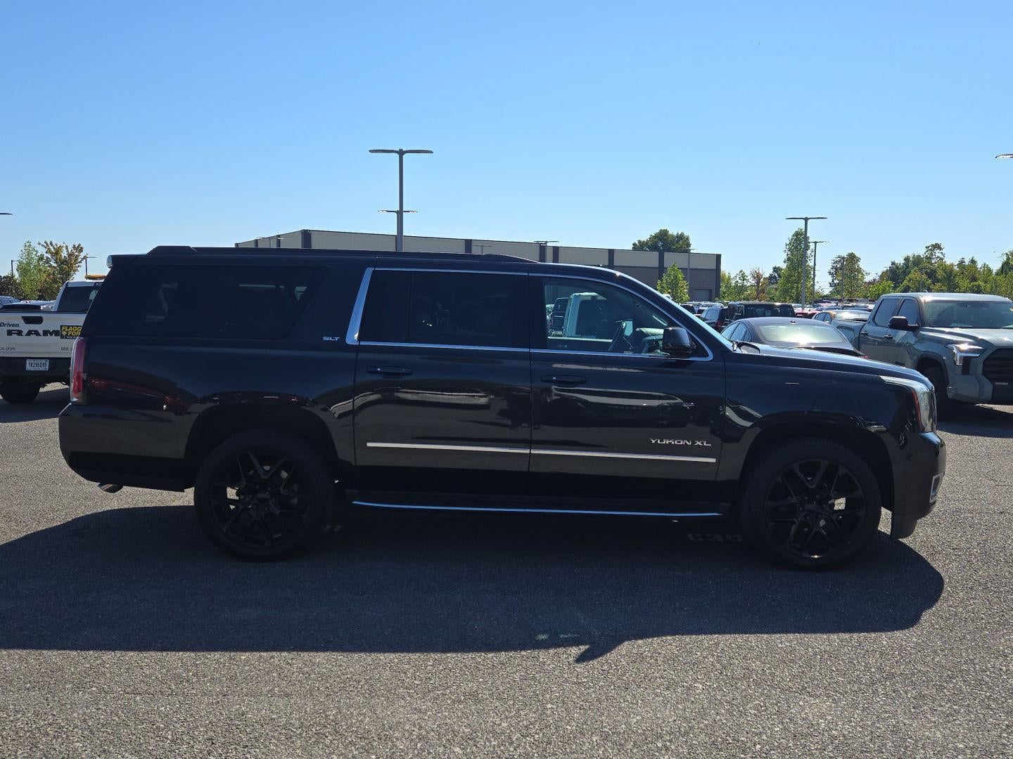 2020 GMC Yukon XL 4WD SLT