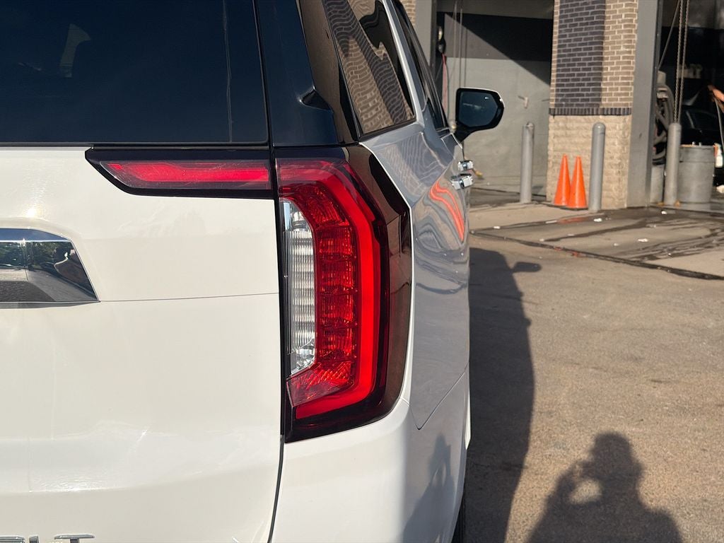 2024 GMC Yukon XL 4WD SLT
