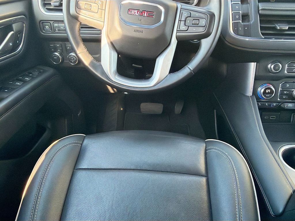 2024 GMC Yukon XL 4WD SLT