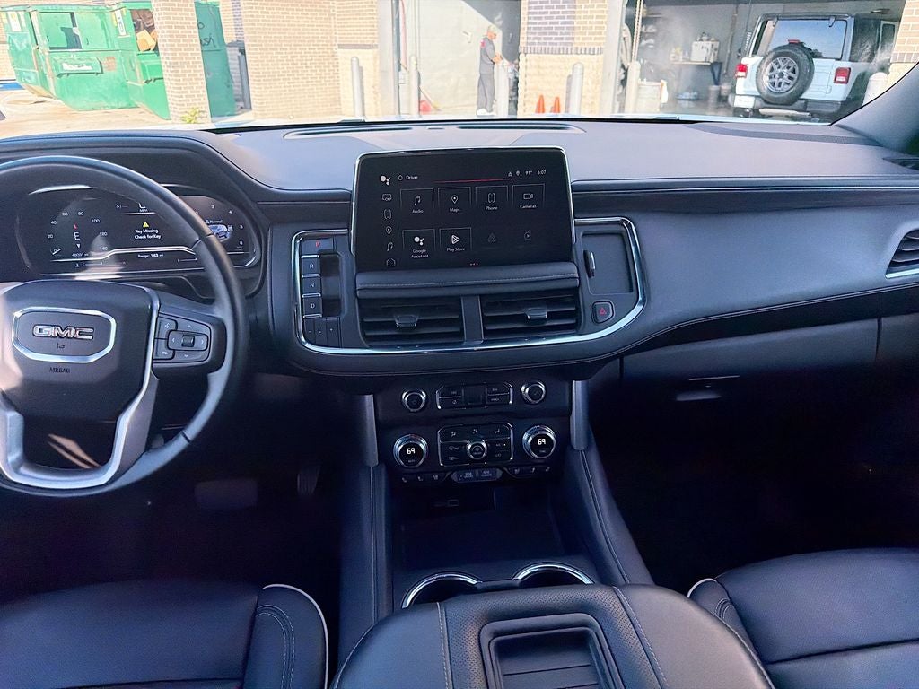 2024 GMC Yukon XL 4WD SLT