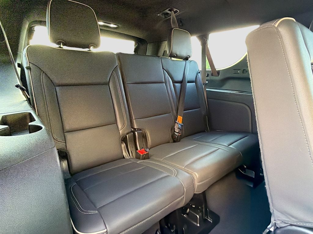 2024 GMC Yukon XL 4WD SLT