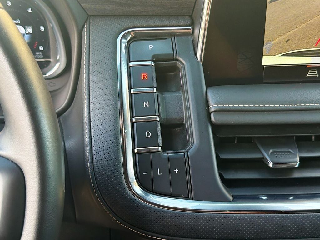 2024 GMC Yukon XL 4WD SLT