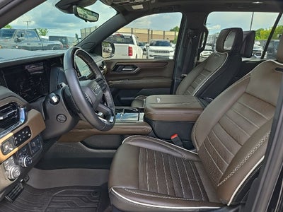 2025 GMC Yukon XL 4WD Denali Ultimate