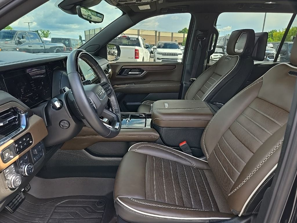 2025 GMC Yukon XL 4WD Denali Ultimate