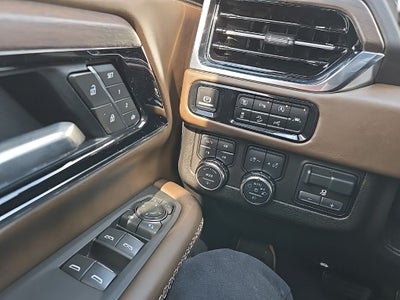 2025 GMC Yukon XL 4WD Denali Ultimate