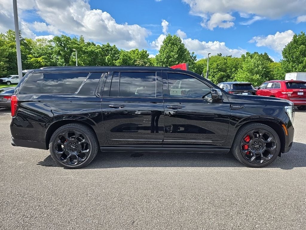 2025 GMC Yukon XL 4WD Denali Ultimate