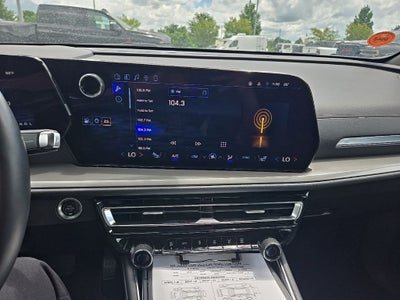 2024 Chevrolet Traverse FWD LT