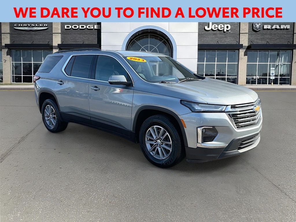 2023 Chevrolet Traverse FWD LT Cloth