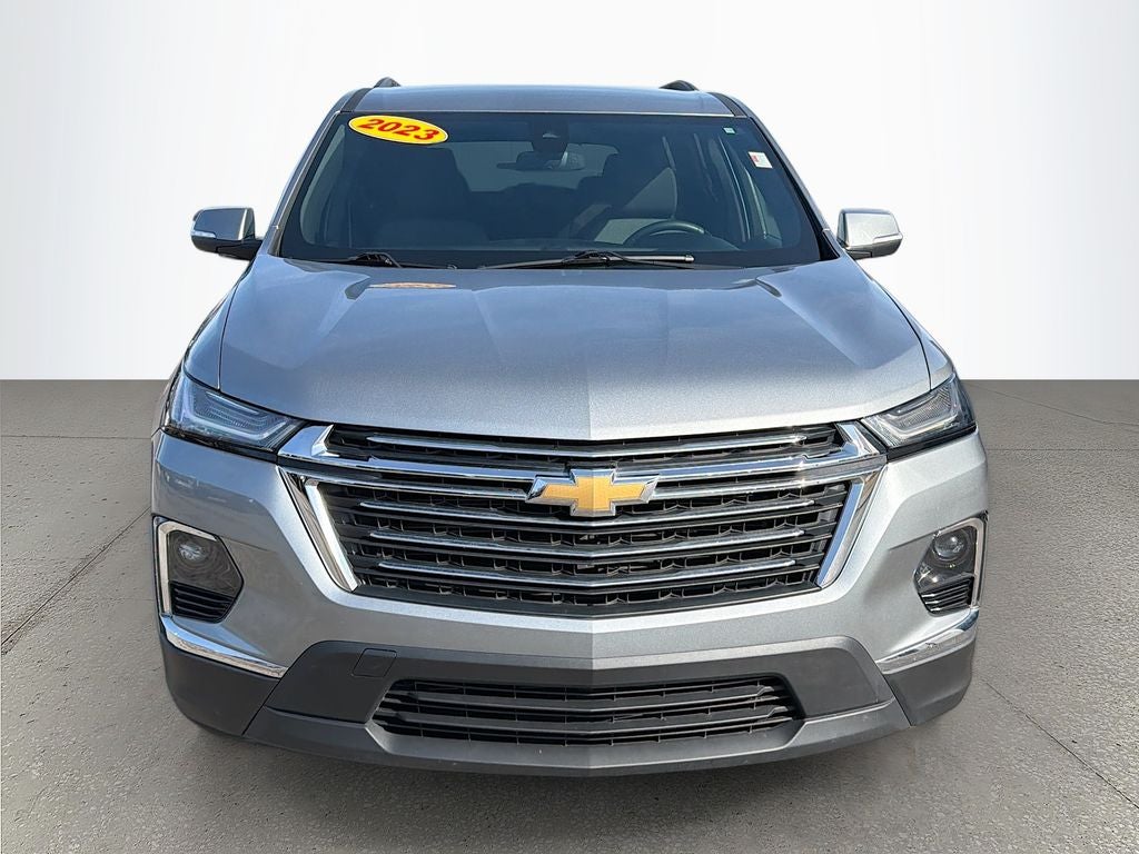 2023 Chevrolet Traverse FWD LT Cloth
