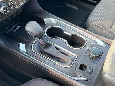 2023 Chevrolet Traverse FWD LT Cloth